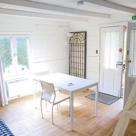 Les Cabanes Parisiennes - Chalets 1H30 From Paris - 62P Sainte-Geneviève-des-Bois Eksteriør bilde