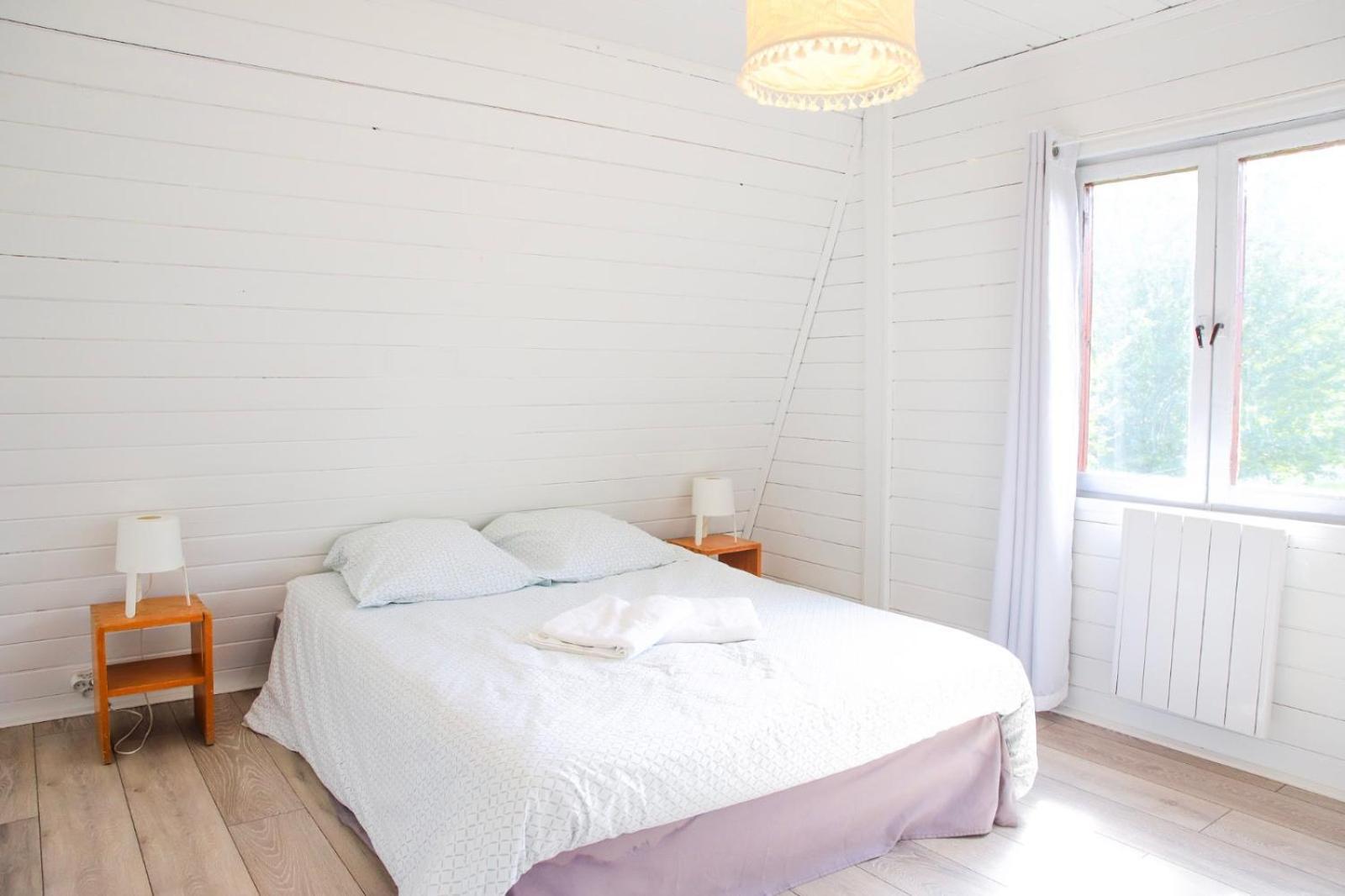 Les Cabanes Parisiennes - Chalets 1H30 From Paris - 62P Sainte-Geneviève-des-Bois Eksteriør bilde